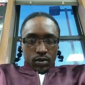 Meet your Posher, Dominiel